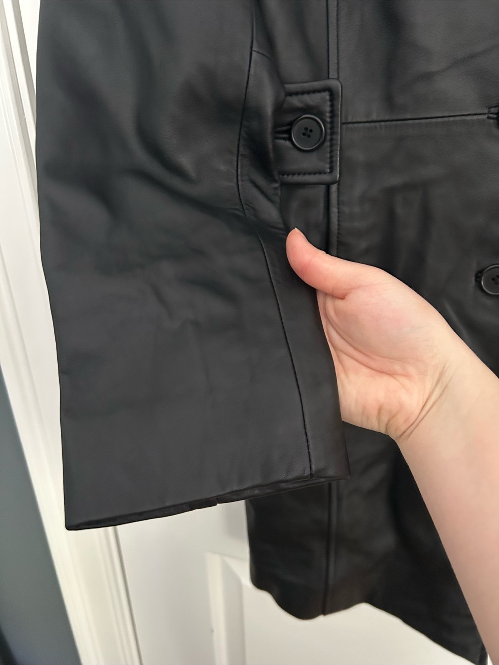 Vintage Covington Black Long Leather Jacket - Picture 4 of 9